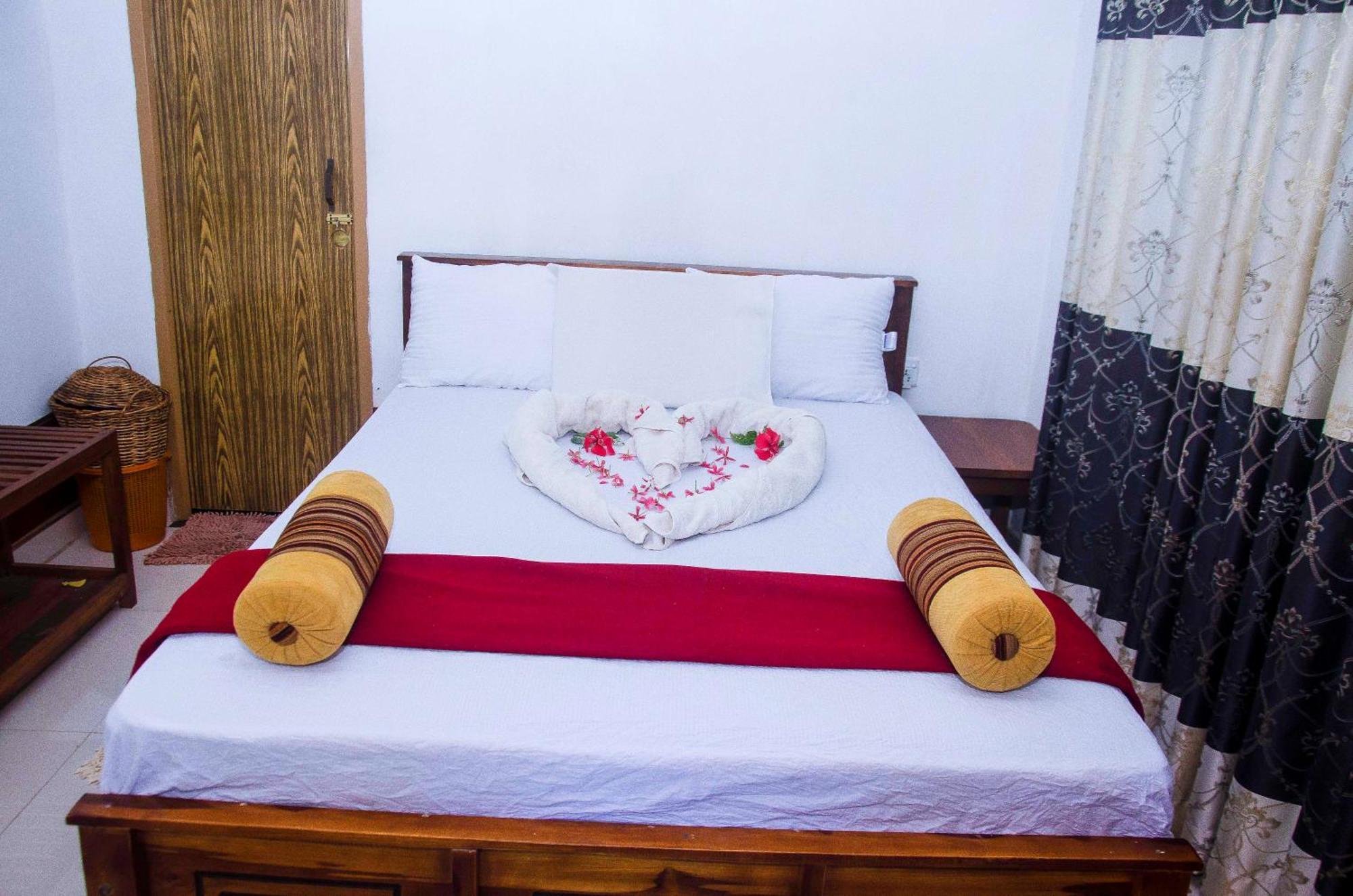 Triangle Home Stay Dambulla Esterno foto